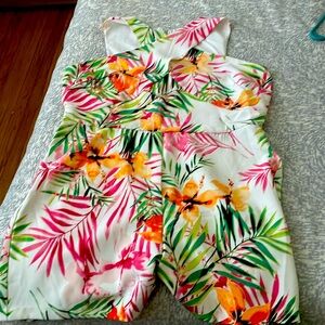 New York & Com Romper XL